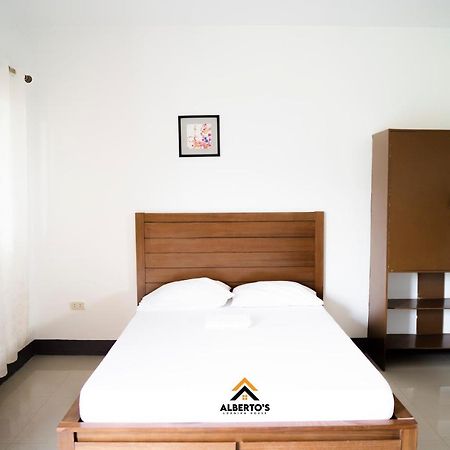 Alberto'S Lodging House Mariveles Zewnętrze zdjęcie